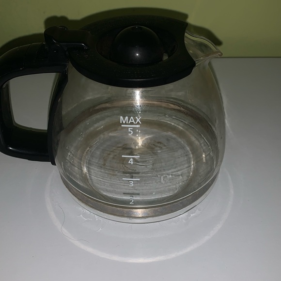 Vintage mini coffee pot with strainer - Picture 3 of 7